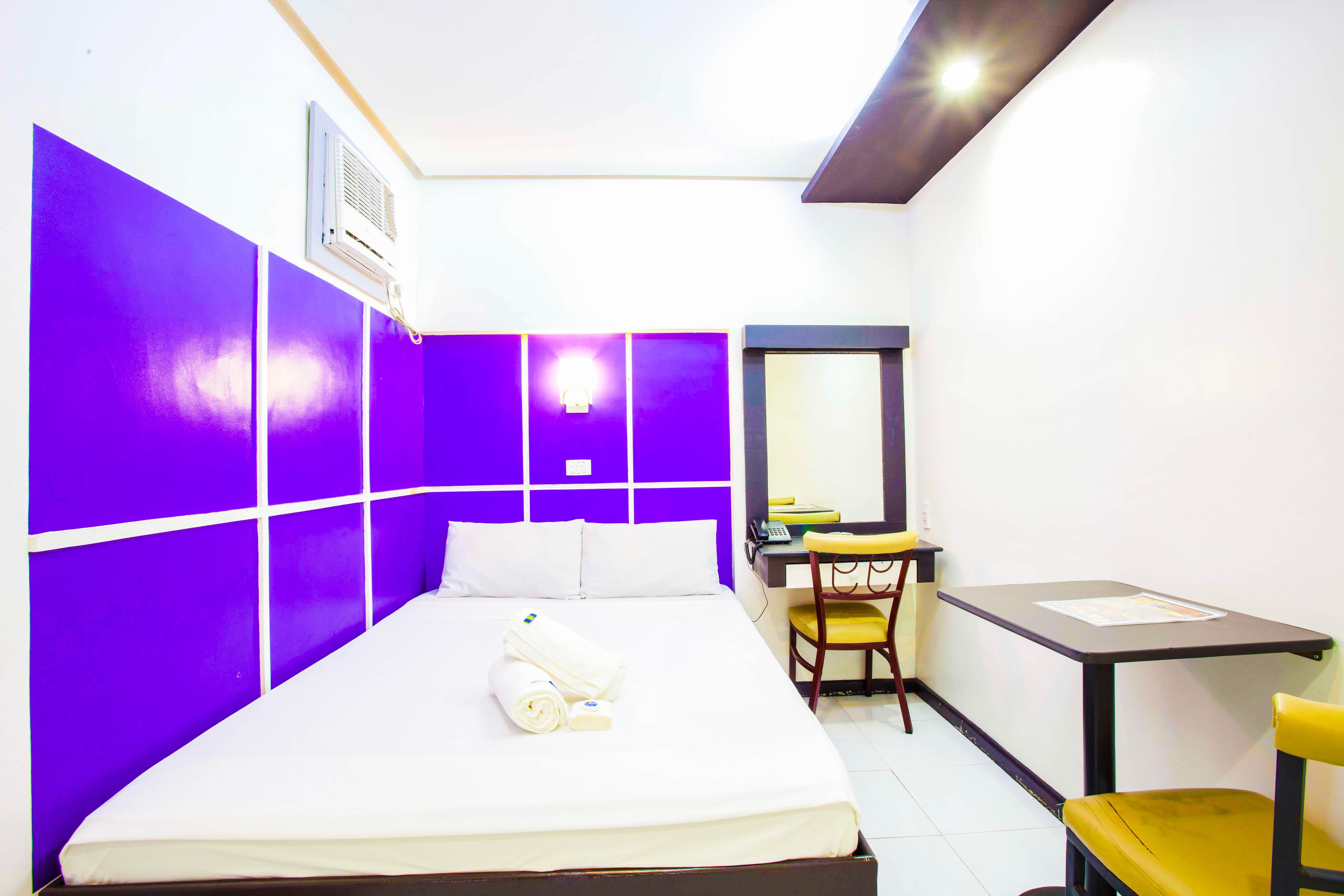 Hotel 99 Cubao Quezon City Exterior photo