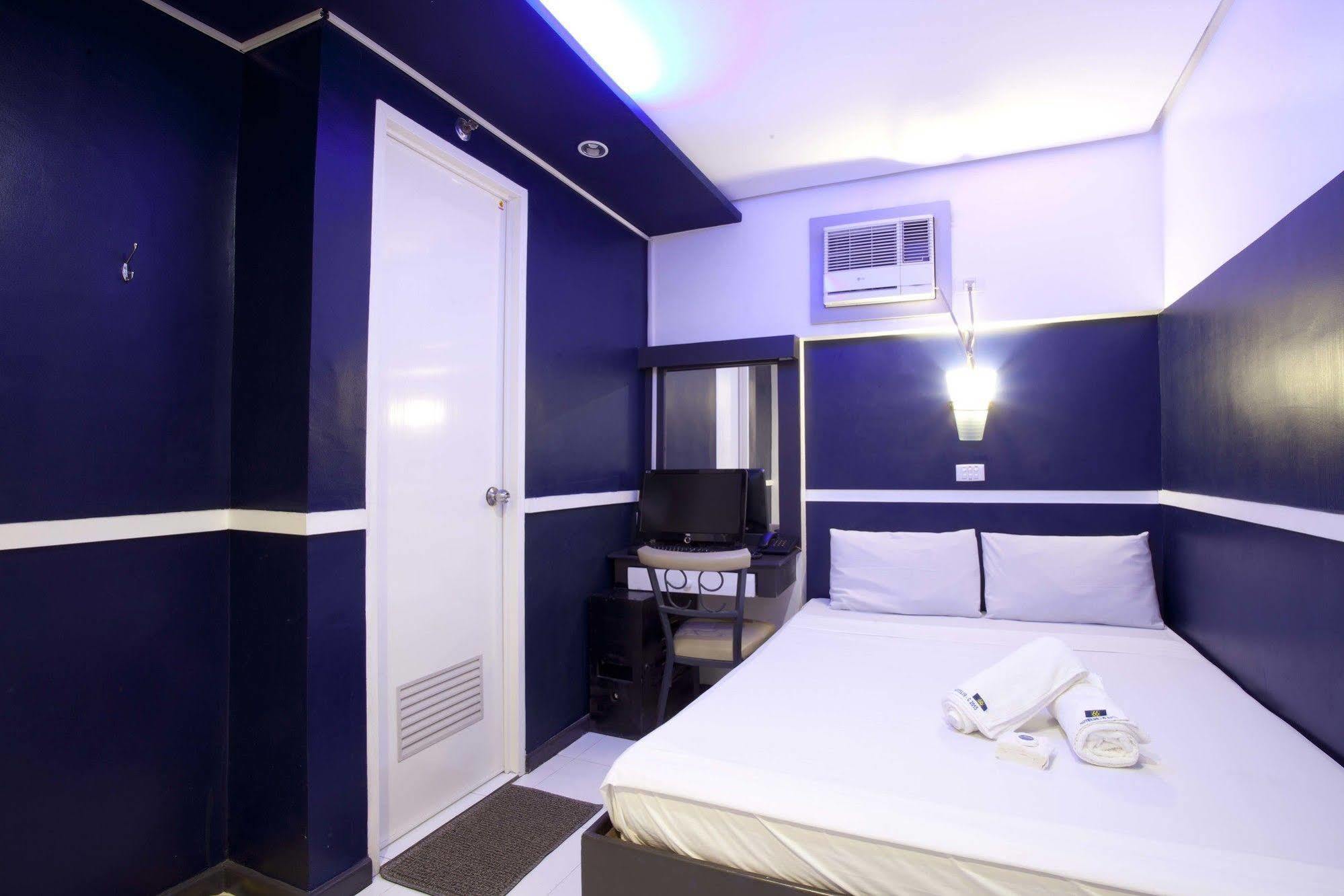 Hotel 99 Cubao Quezon City Exterior photo